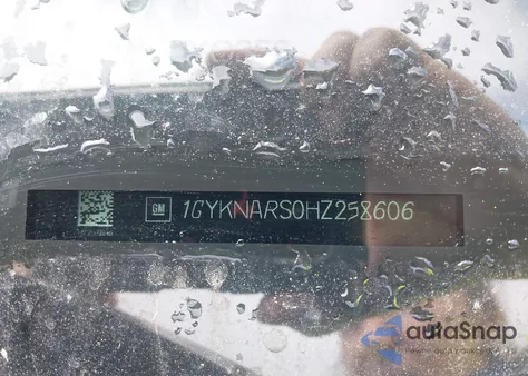 2017 Cadillac Xt5 Standard z USA, uszkodzony, nr VIN 1GYKNARS0HZ258606